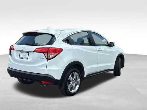 Used 2018 Honda HR-V LX image 7