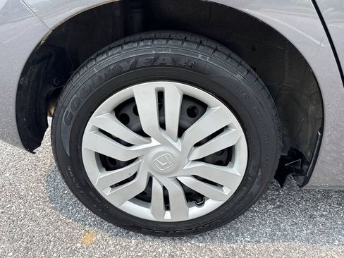 Used 2017 Honda Fit LX image 30