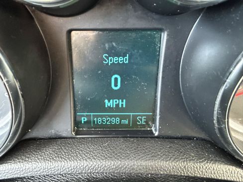 Used 2013 Buick Encore Convenience FWD image 22