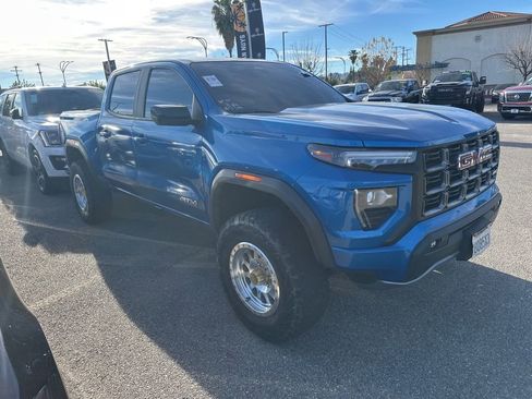 Used 2023 GMC Canyon AT4 w/ AT4 Premium Package image 3