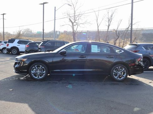 Certified 2025 Honda Accord EX-L image 4