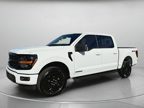 New 2025 Ford F150 XLT w/ Equipment Group 302A MID image 12