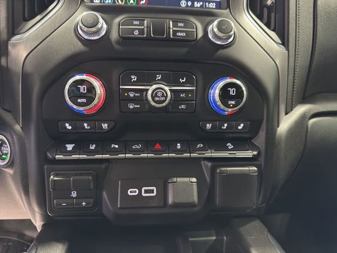 Used 2022 GMC Sierra 2500 Denali image 30