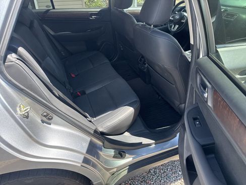 Used 2016 Subaru Outback 2.5i Limited AWD/4WD image 28