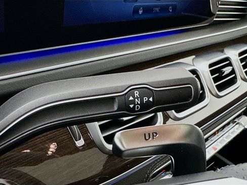 Used 2025 Mercedes-Benz GLE 53 AMG 4MATIC Coupe image 18