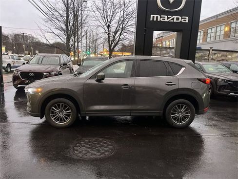 Used 2019 MAZDA CX-5 Touring image 5