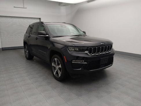 Used 2024 Jeep Grand Cherokee Limited 4xe AWD/4WD image 13