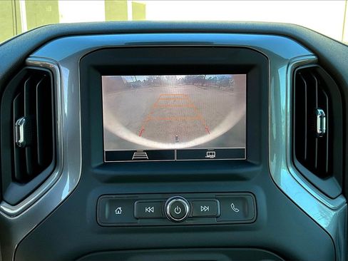 Used 2022 Chevrolet Silverado 1500 Custom image 13