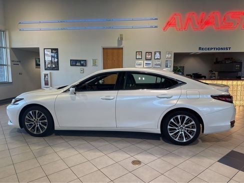 Used 2021 Lexus ES 250 w/ Premium Package AWD/4WD image 8