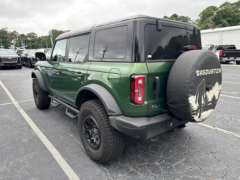 Used 2025 Ford Bronco Badlands AWD/4WD image 4