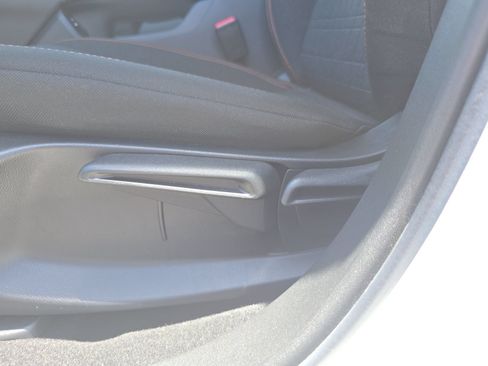 Certified 2024 Honda HR-V Sport image 16