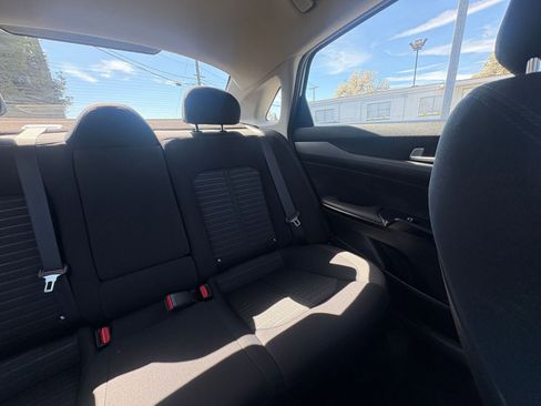 Used 2025 Kia K5 LXS image 36