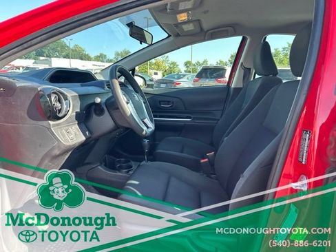 Used 2016 Toyota Prius C Three FWD image 10