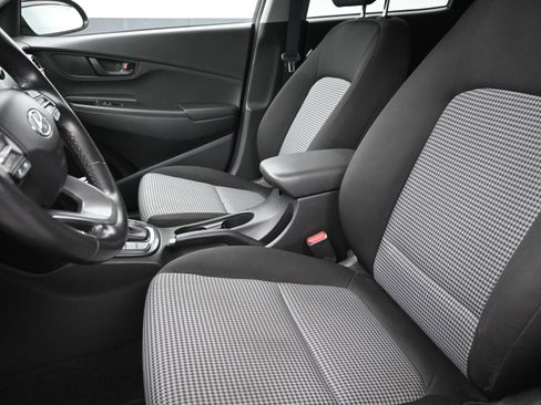 Used 2020 Hyundai Kona SEL FWD image 11