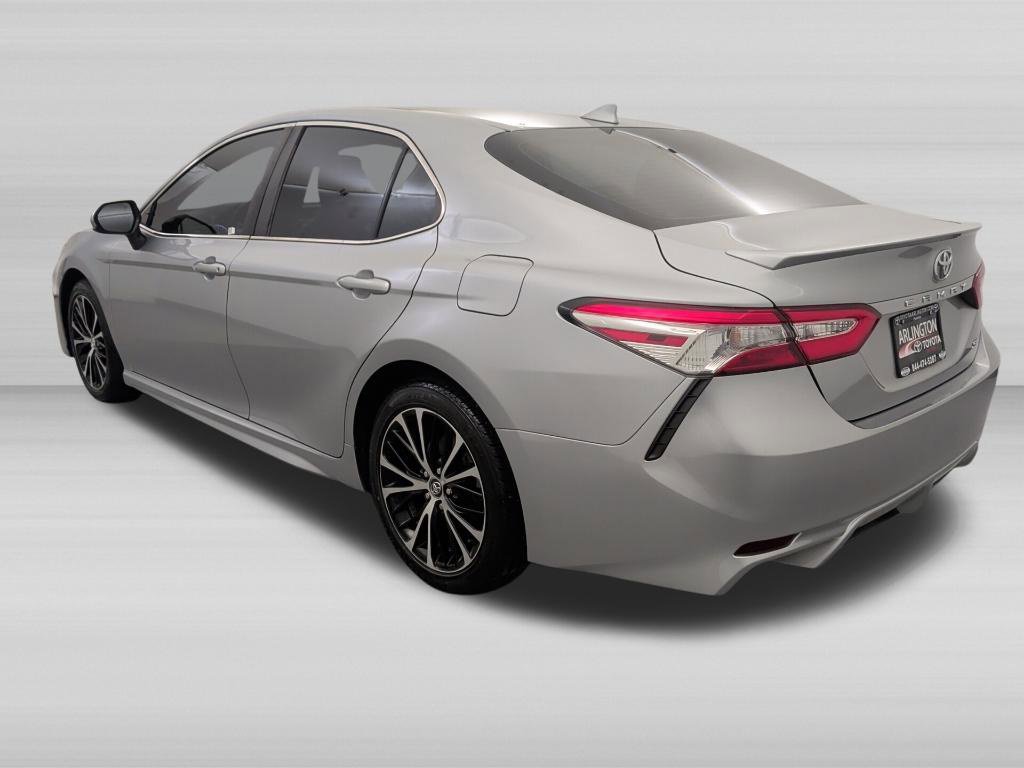 Used 2020 Toyota Camry SE FWD image 7
