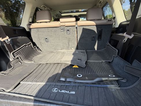 Certified 2023 Lexus GX 460 Luxury w/ Accessory Package AWD/4WD image 48