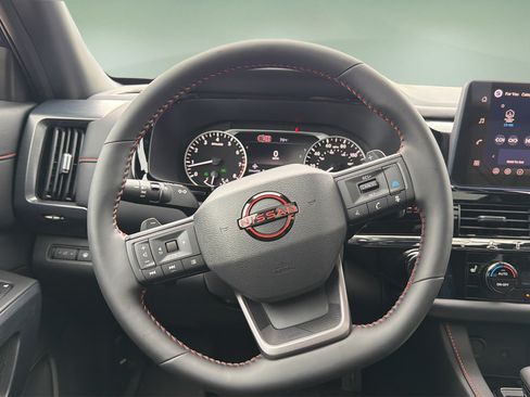 New 2026 Nissan Pathfinder Rock Creek AWD/4WD image 9