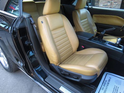 Used 2008 Ford Mustang GT image 28