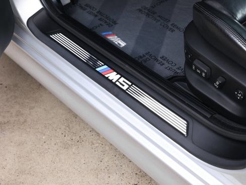 Used 2002 BMW M5 image 93