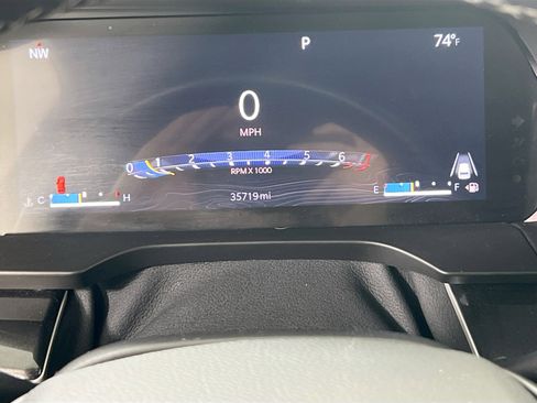 Used 2022 Jeep Grand Cherokee Laredo w/ Luxury Tech Group I image 12