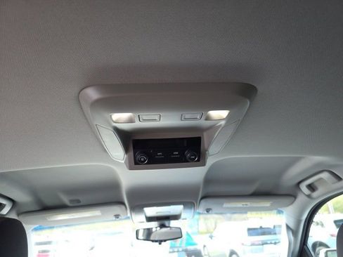 Used 2015 Chevrolet Suburban LS w/ Max Trailering Package image 18