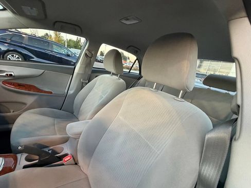 Used 2010 Toyota Corolla XLE w/ XLE EVP Pkg #2 FWD image 9