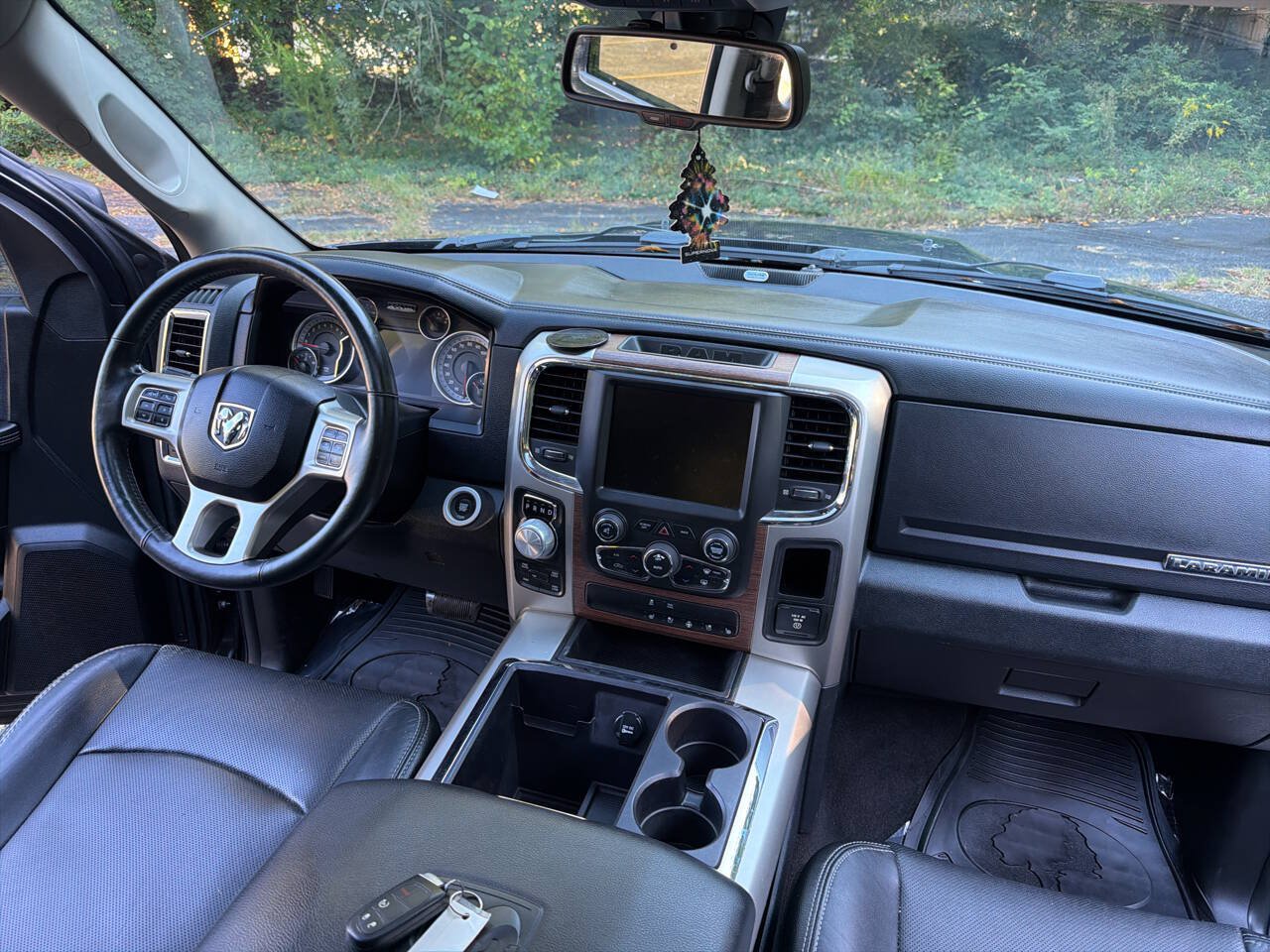Used 2013 RAM 1500 Laramie w/ Convenience Group AWD/4WD image 23