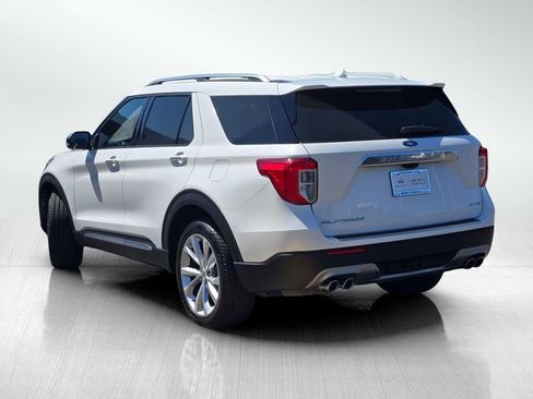 Used 2021 Ford Explorer Platinum w/ Equipment Group 601A AWD/4WD image 8
