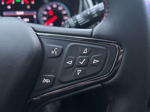 Used 2023 Chevrolet Equinox RS w/ RS Leather Package image 21