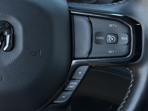 Used 2023 RAM 1500 Limited w/ Body Color Bumper Group AWD/4WD image 19