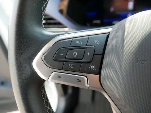 Certified 2022 Volkswagen Taos SE w/ IQ.Drive SE Package AWD/4WD image 25