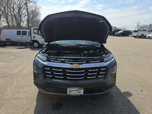 Certified 2025 Chevrolet Equinox LT w/ Safety and Technology Package image 12