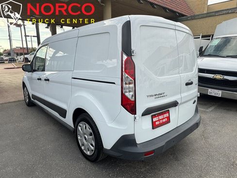 Used 2018 Ford Transit Connect XLT image 10