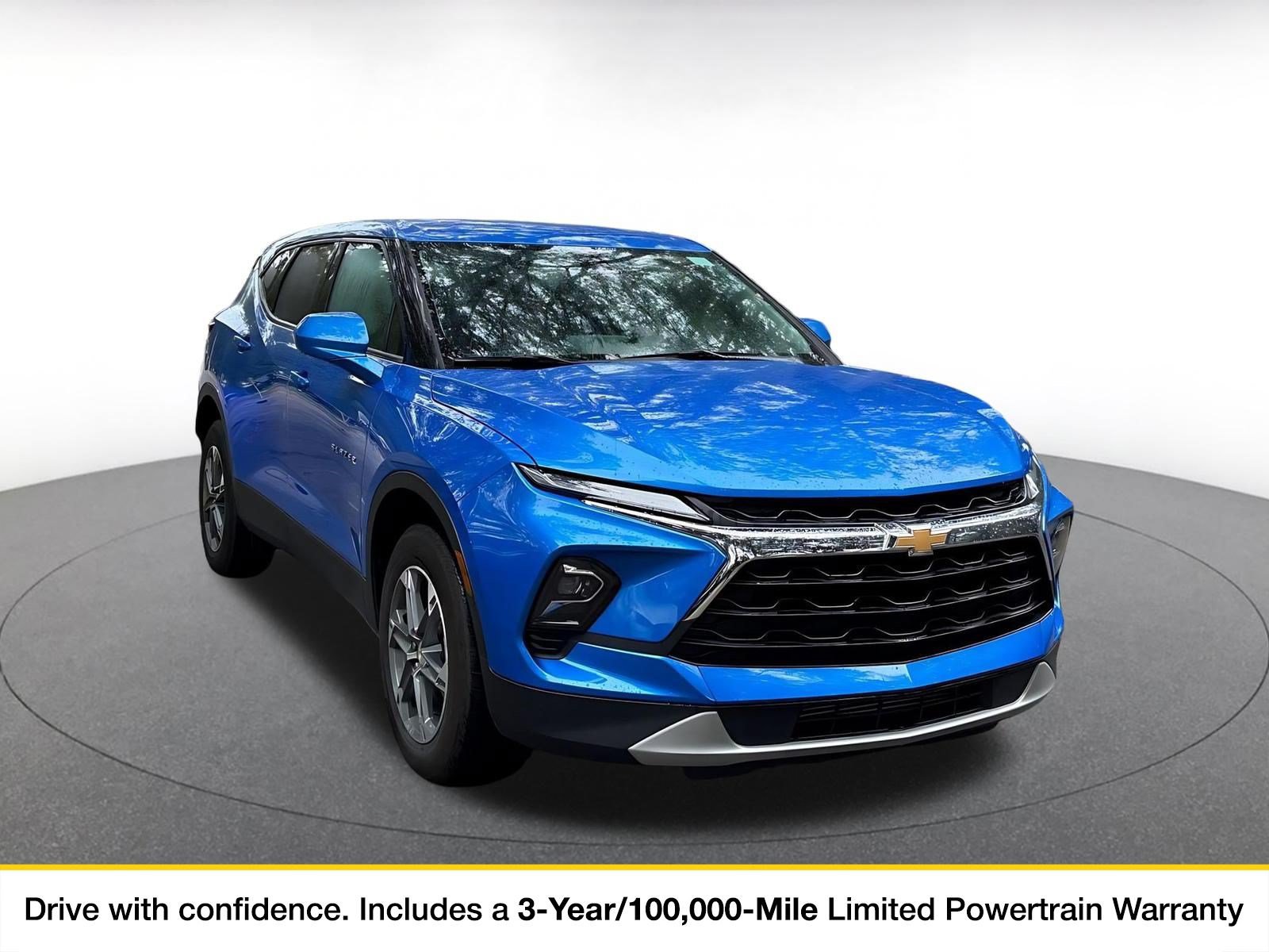 Used 2026 Chevrolet Blazer LT FWD image 1