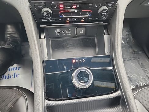 Certified 2024 Jeep Grand Cherokee Altitude image 20