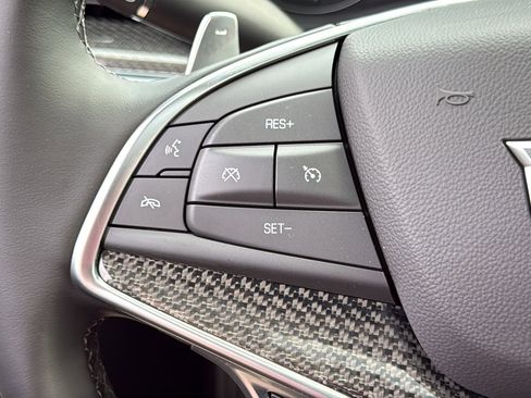 New 2026 Cadillac XT5 Sportv w/ LPO, Floor Liner Package image 16