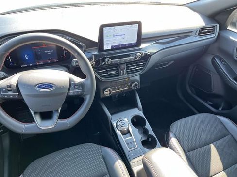 Used 2025 Ford Escape ST-Line FWD image 13