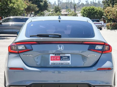 Used 2024 Honda Civic Sport Touring image 7
