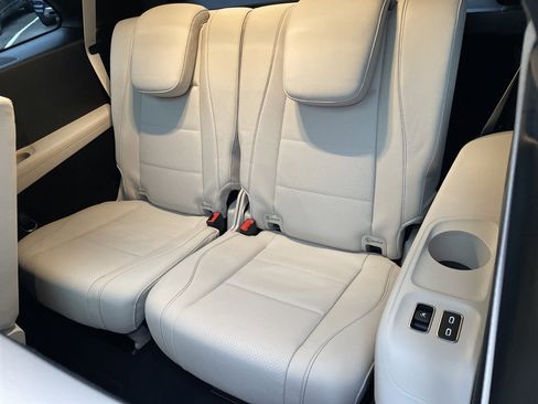 Certified 2025 Mercedes-Benz GLS 450 4MATIC w/ AMG Line Exterior image 43