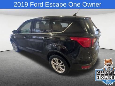 Used 2019 Ford Escape SE image 7