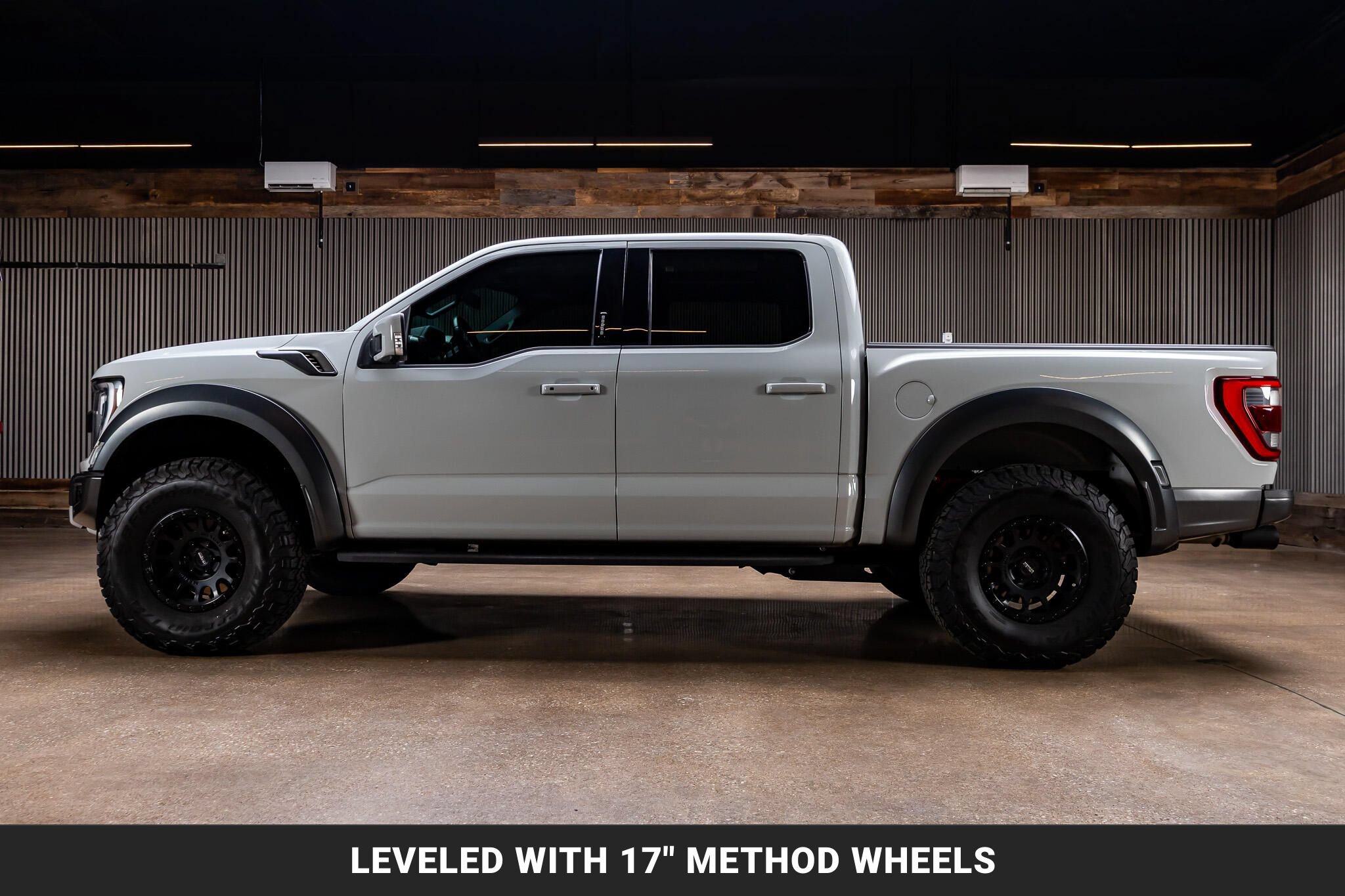 Used 2023 Ford F150 Raptor AWD/4WD image 5