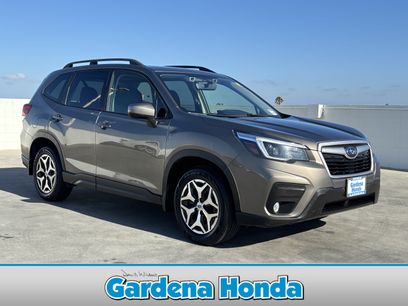 Used 2021 Subaru Forester Premium w/ Popular Package #1
