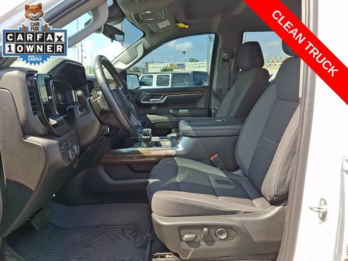 Used 2022 Chevrolet Silverado 1500 RST AWD/4WD image 13