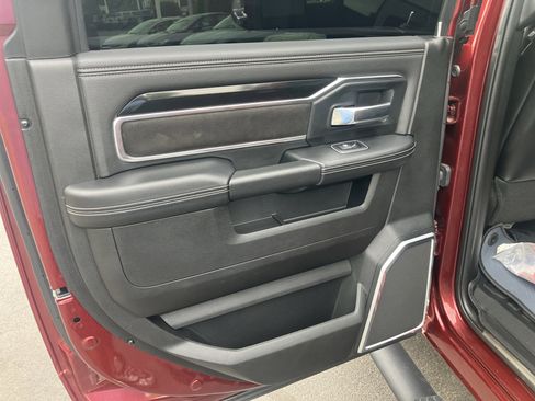 Used 2022 RAM 2500 Laramie AWD/4WD image 12