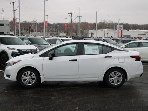 New 2025 Nissan Versa S w/ Trunk Package image 2