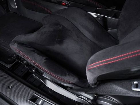 Used 2019 Ferrari 488 Pista Coupe RWD image 25