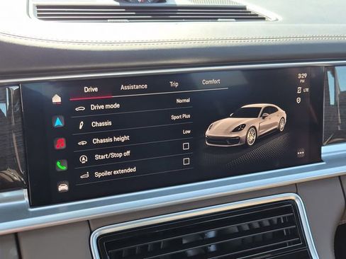 Used 2023 Porsche Panamera image 14