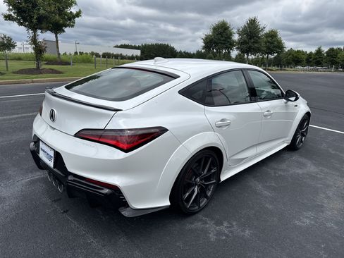 Used 2024 Acura Integra Type S image 9