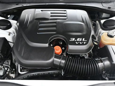 Used 2020 Chrysler 300 Touring L w/ Quick Order Package 2EF image 20