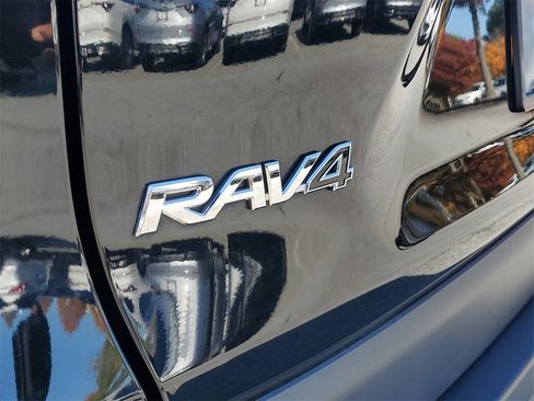 Used 2023 Toyota RAV4 LE image 8